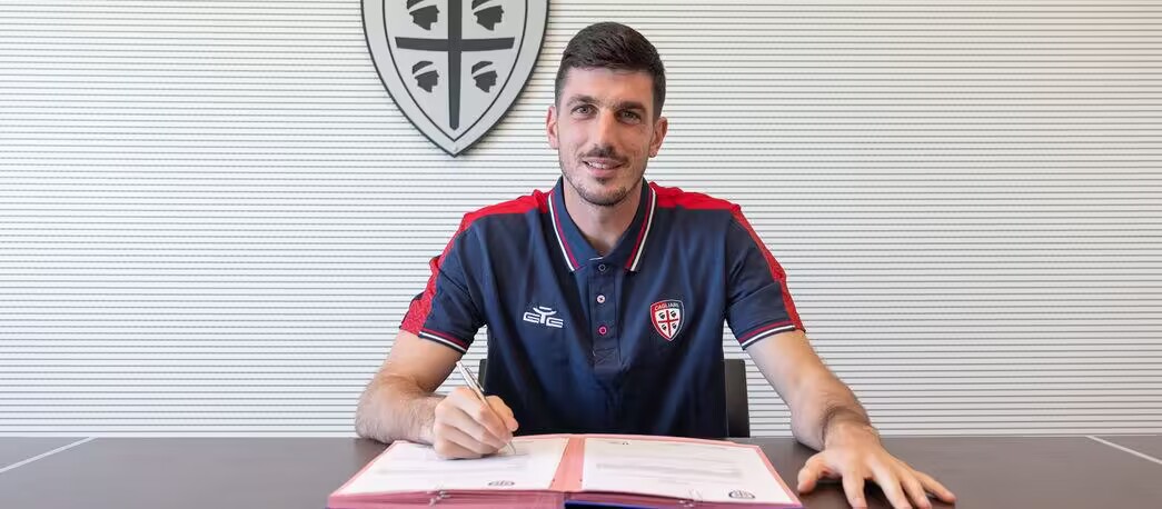 迪馬濟(jì)奧:那不勒斯希望冬季用卡普里萊換租卡利亞里門將斯庫(kù)菲特