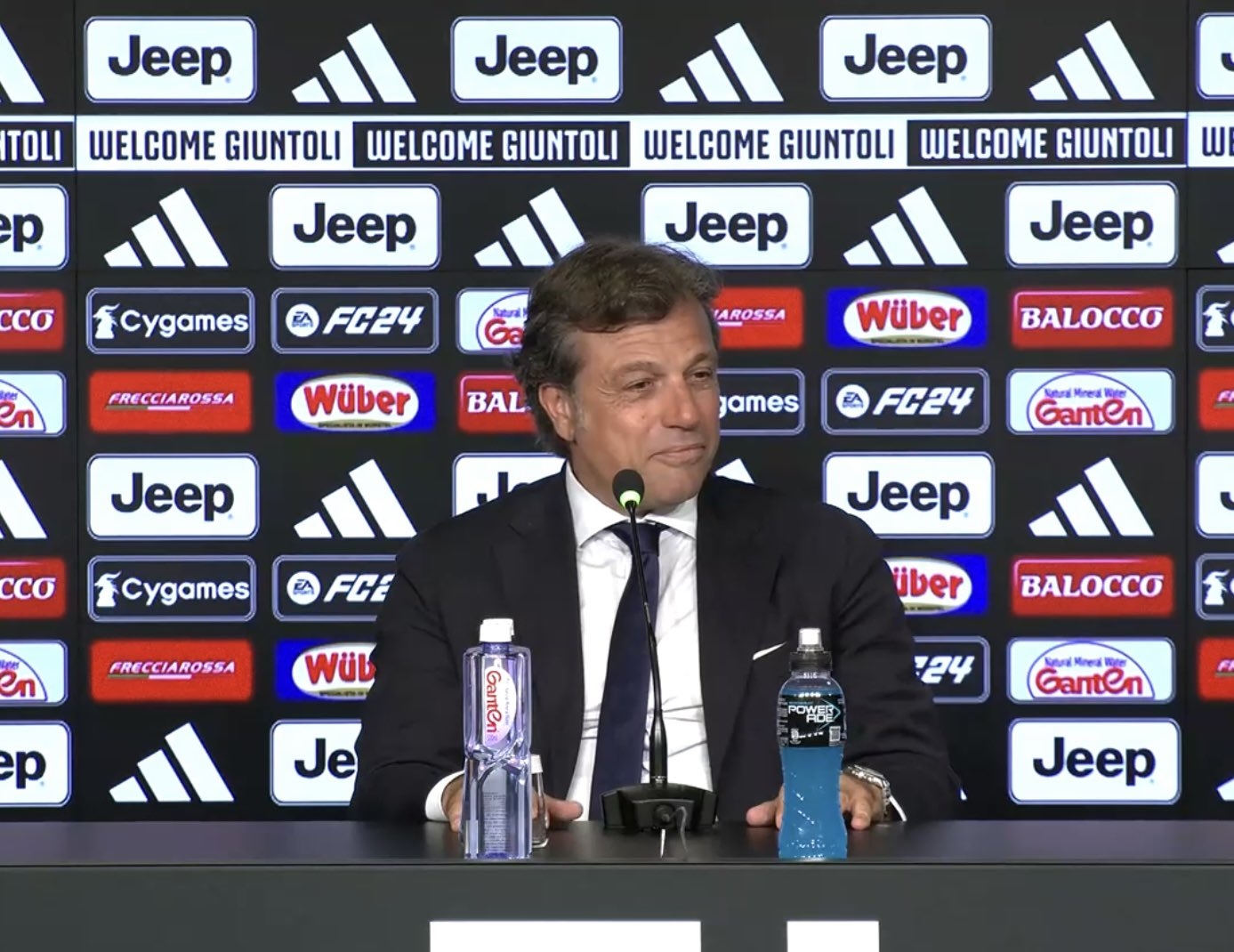 瓊托利:我們和小孔塞桑都希望繼續(xù)合作,他100%會留下