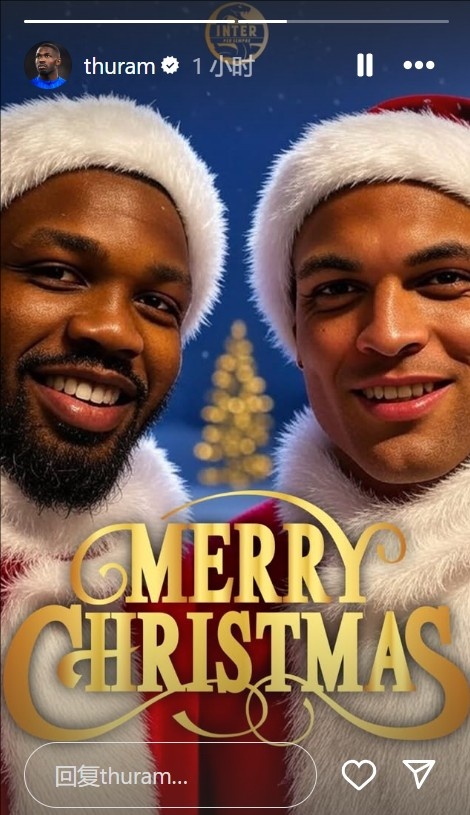 圣誕老人組合！小圖拉姆曬與勞塔羅的‘圣誕海報(bào)’