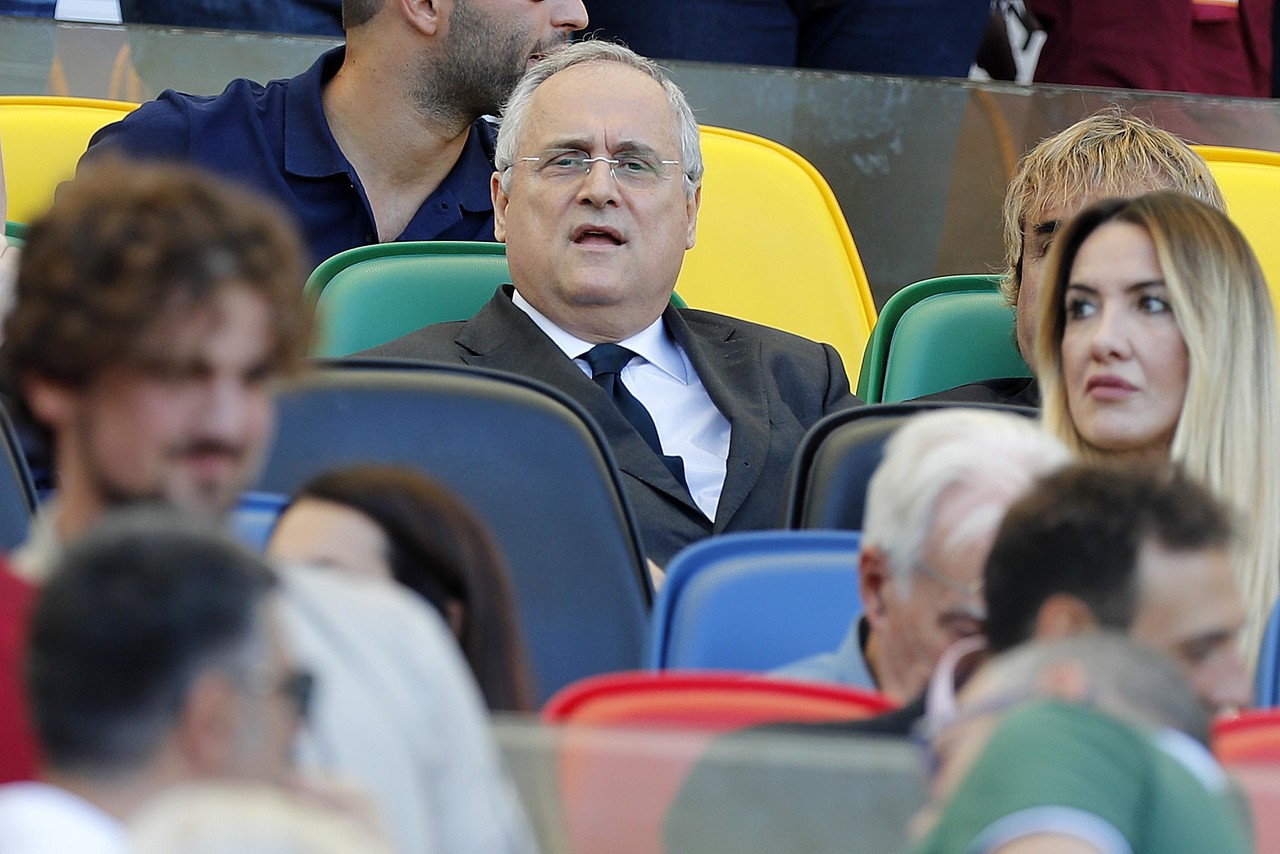 洛蒂托談0-6國(guó)米:這是我20年來(lái)經(jīng)歷的最大失利