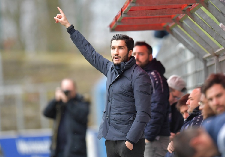 沙欣:德容是我最喜歡的中場(chǎng)球員 或許萊萬(wàn)明天會(huì)自擺烏龍