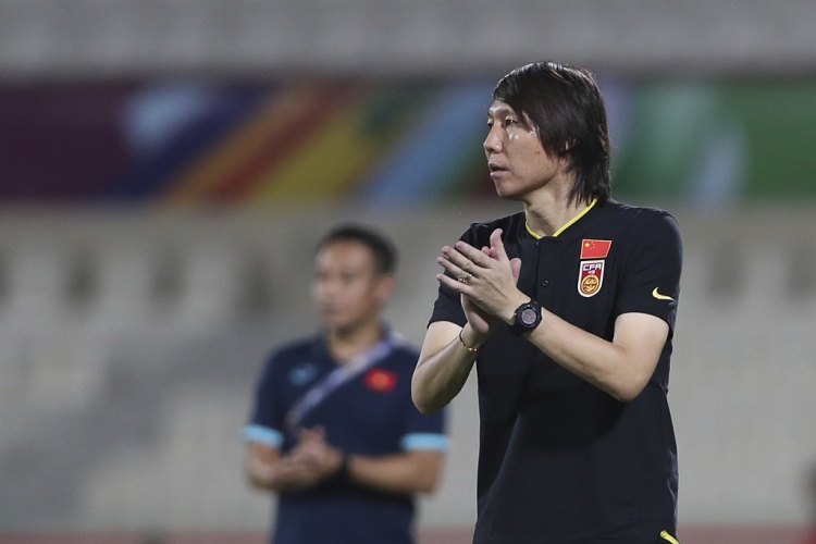 李鐵名言合集:國足教練就應由中國人來擔任 我最憎恨踢假球