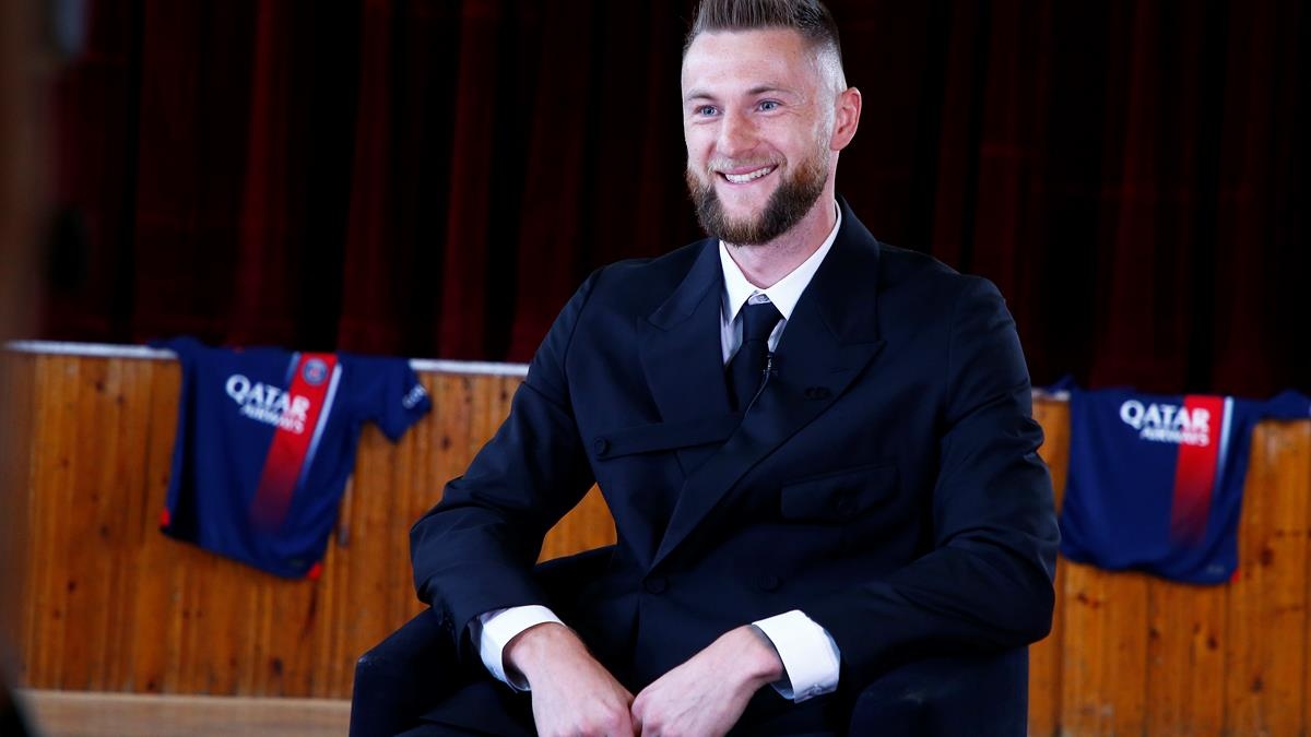 意媒:什克接近外租加拉塔薩雷,前隊(duì)友伊卡爾迪和托雷拉說(shuō)服了他