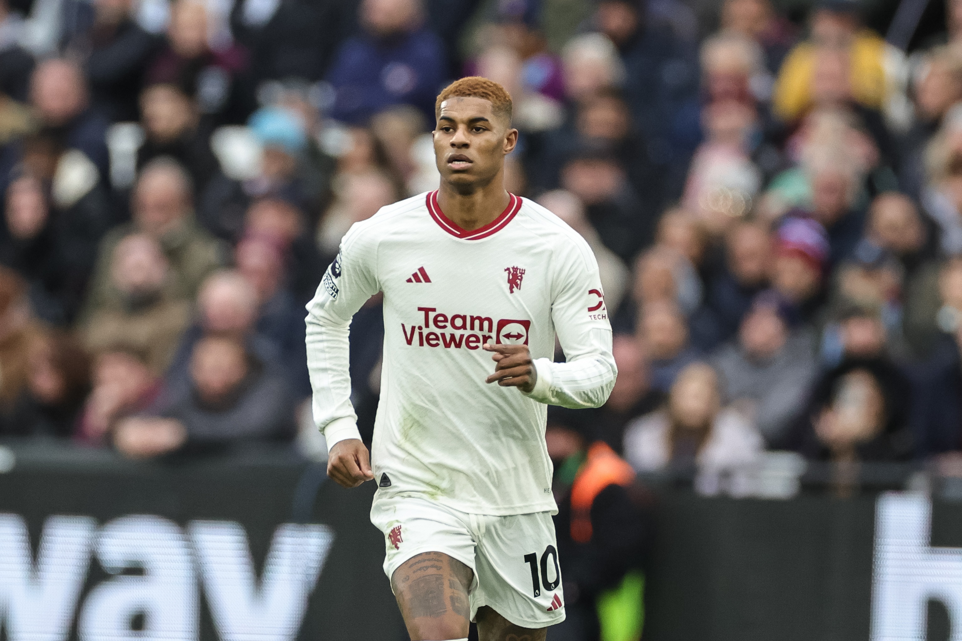 基恩：拉什福德的表現(xiàn)令人震驚，曼聯(lián)的替補是垃圾