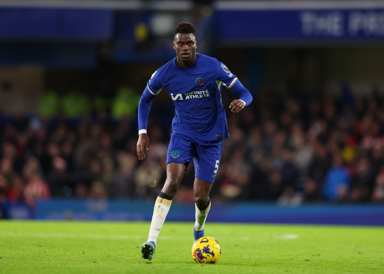 全市場(chǎng):尤文和馬賽想要巴迪亞西勒,他和迪薩西可能離開(kāi)切爾西