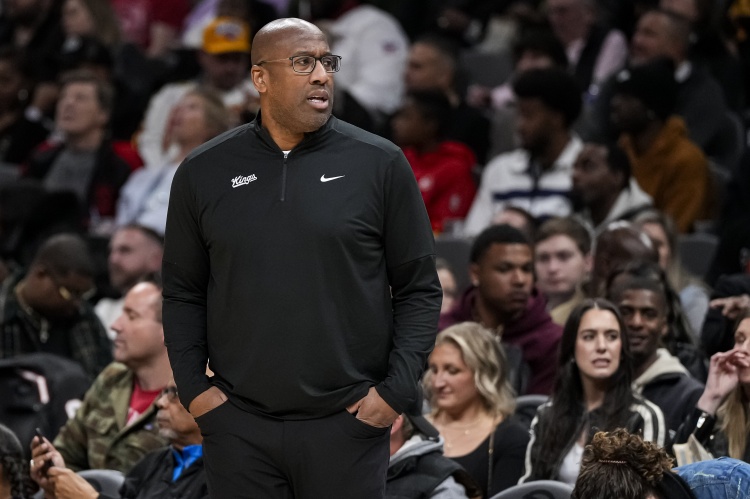 雷迪克談布朗下課:教練一直是份如履薄冰的工作 我入行時就明白