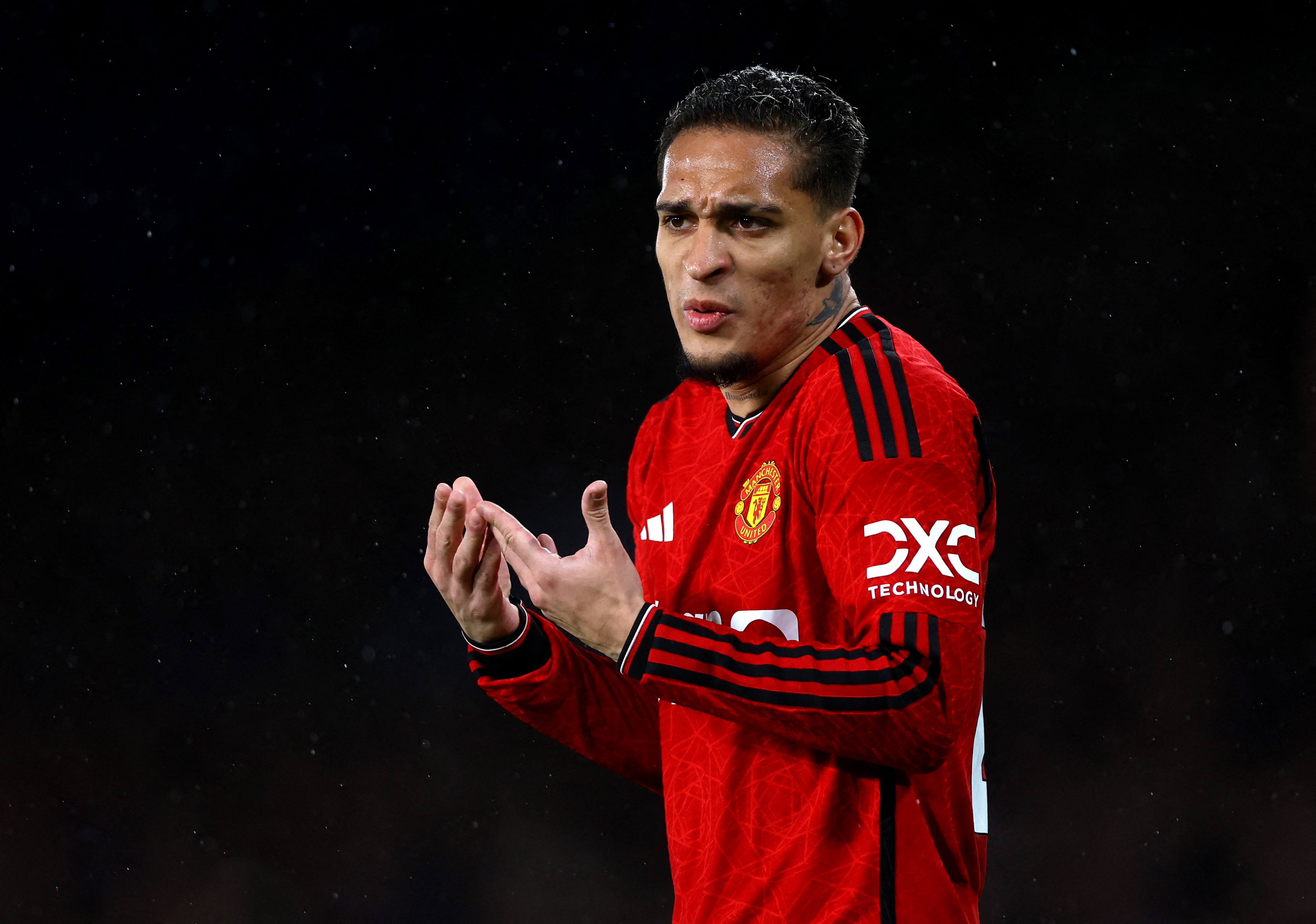 穆倫斯?。簜€性和特點阻礙了安東尼在曼聯(lián)發(fā)展,1月該被賣走了