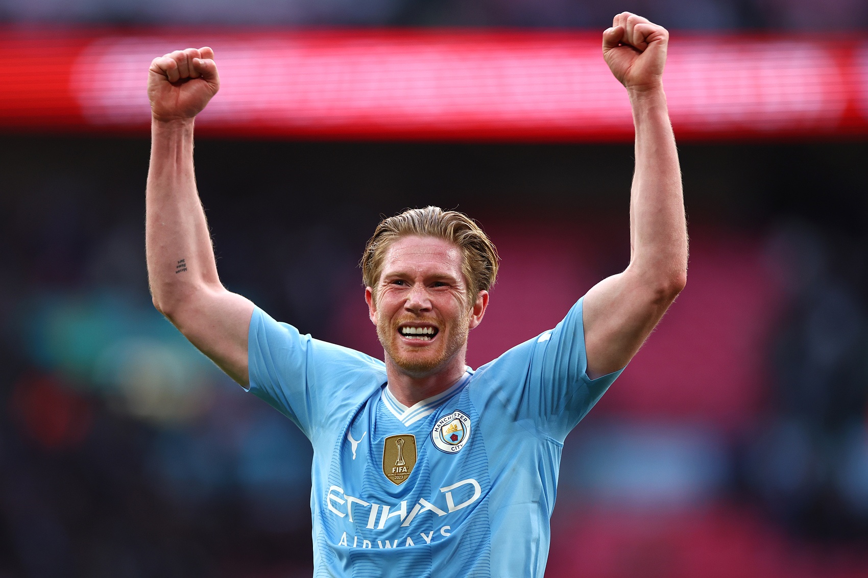 24年五大聯(lián)賽球員創(chuàng)造重大機會排名:德布勞內(nèi)居首,薩卡第二