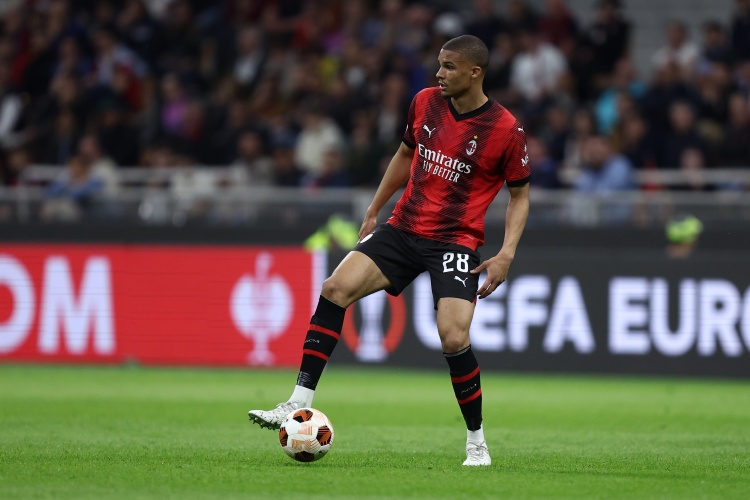 佳夫:我同意豐塞卡教練的觀點(diǎn),我們侵略性不足&狀態(tài)起伏不定