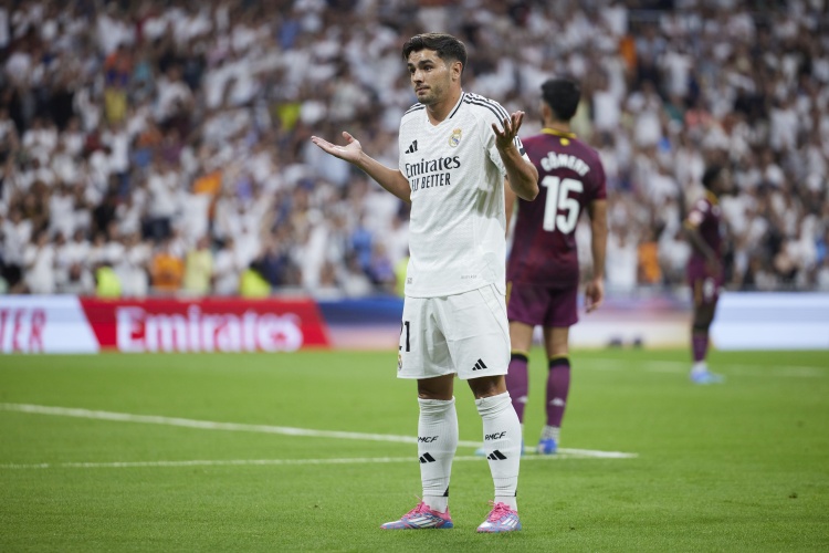 西媒：巴黎等隊(duì)有意迪亞斯，但他始終夢想留在皇馬并爭奪冠軍