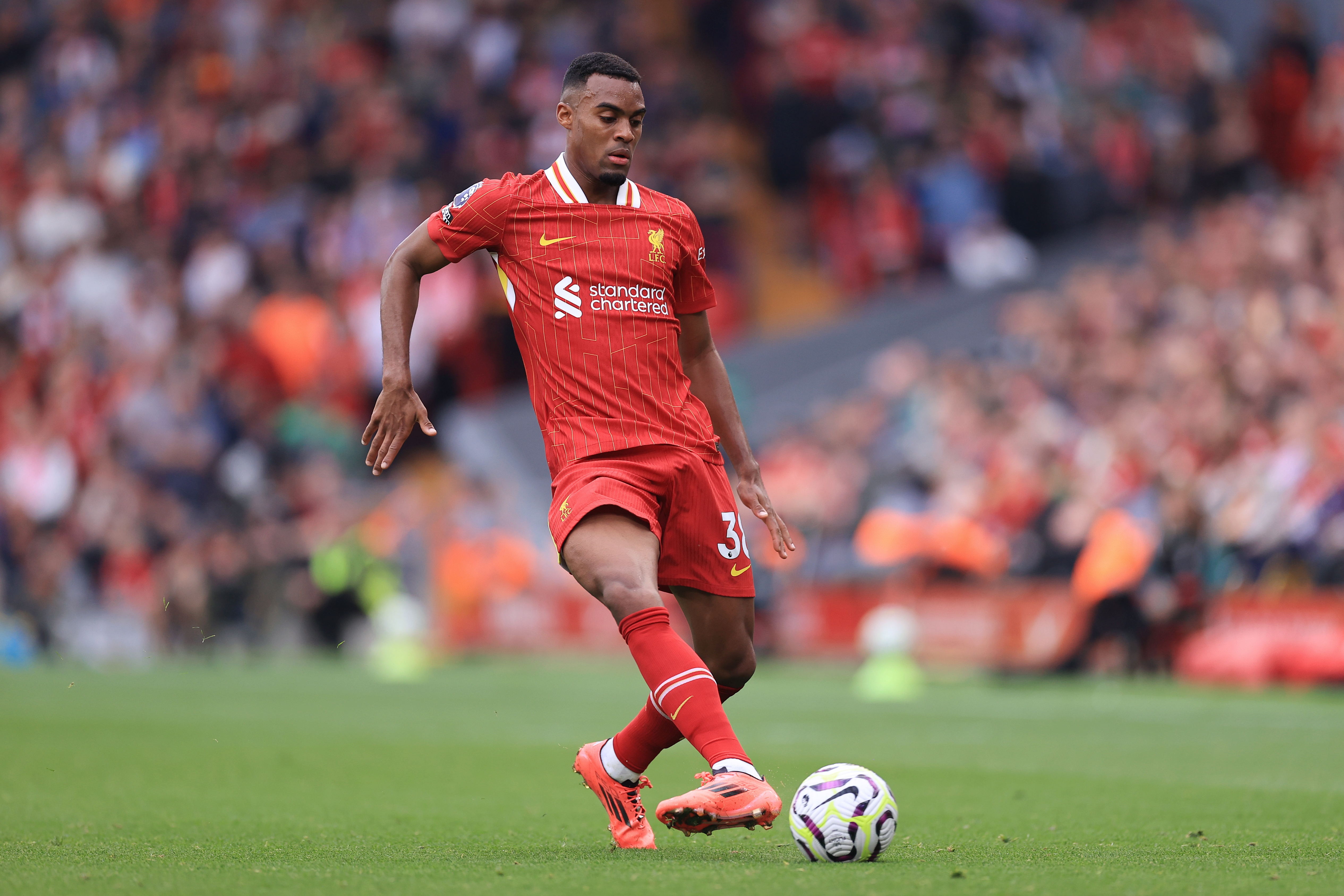 赫拉芬貝赫：對(duì)自己現(xiàn)在的表現(xiàn)很滿意，在防守上還可以做更多