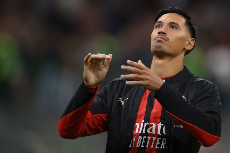 都體:如果續(xù)約后米蘭沒拿到歐冠資格,賴因德斯仍可能加盟曼城