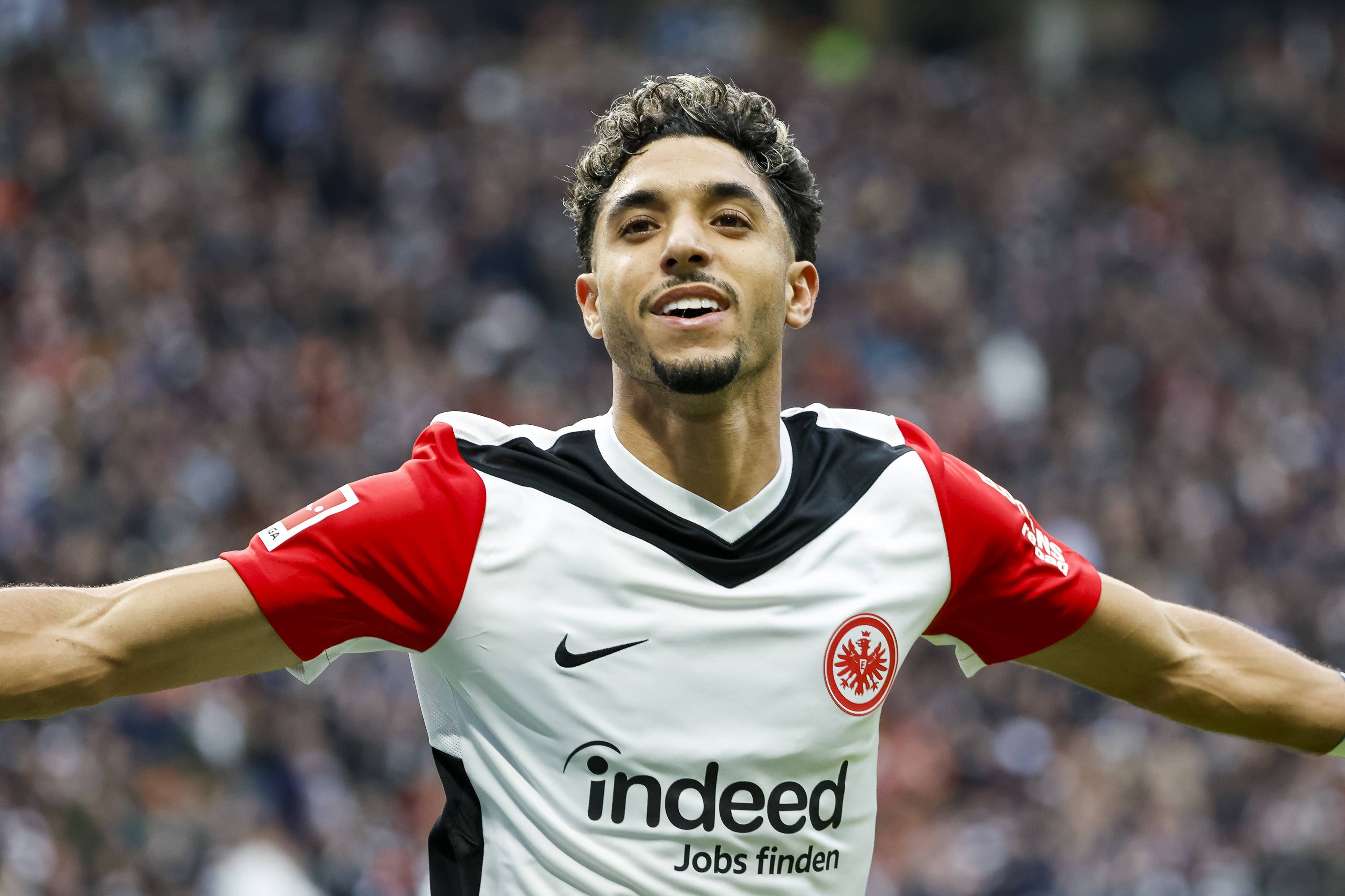 全市場(chǎng):羅馬已經(jīng)在找迪巴拉的替身,有意法蘭克福前鋒馬爾穆什