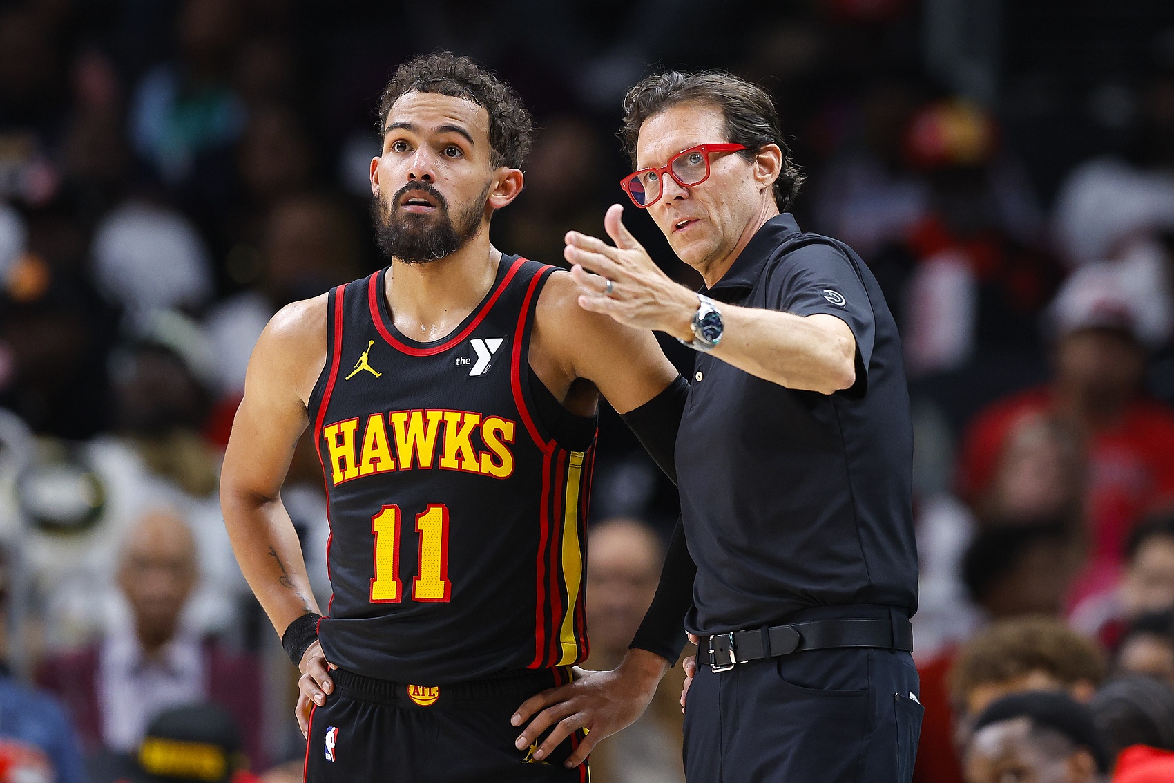 斯奈德:特雷-楊在防守端展現(xiàn)了自豪感 無論他換防到誰