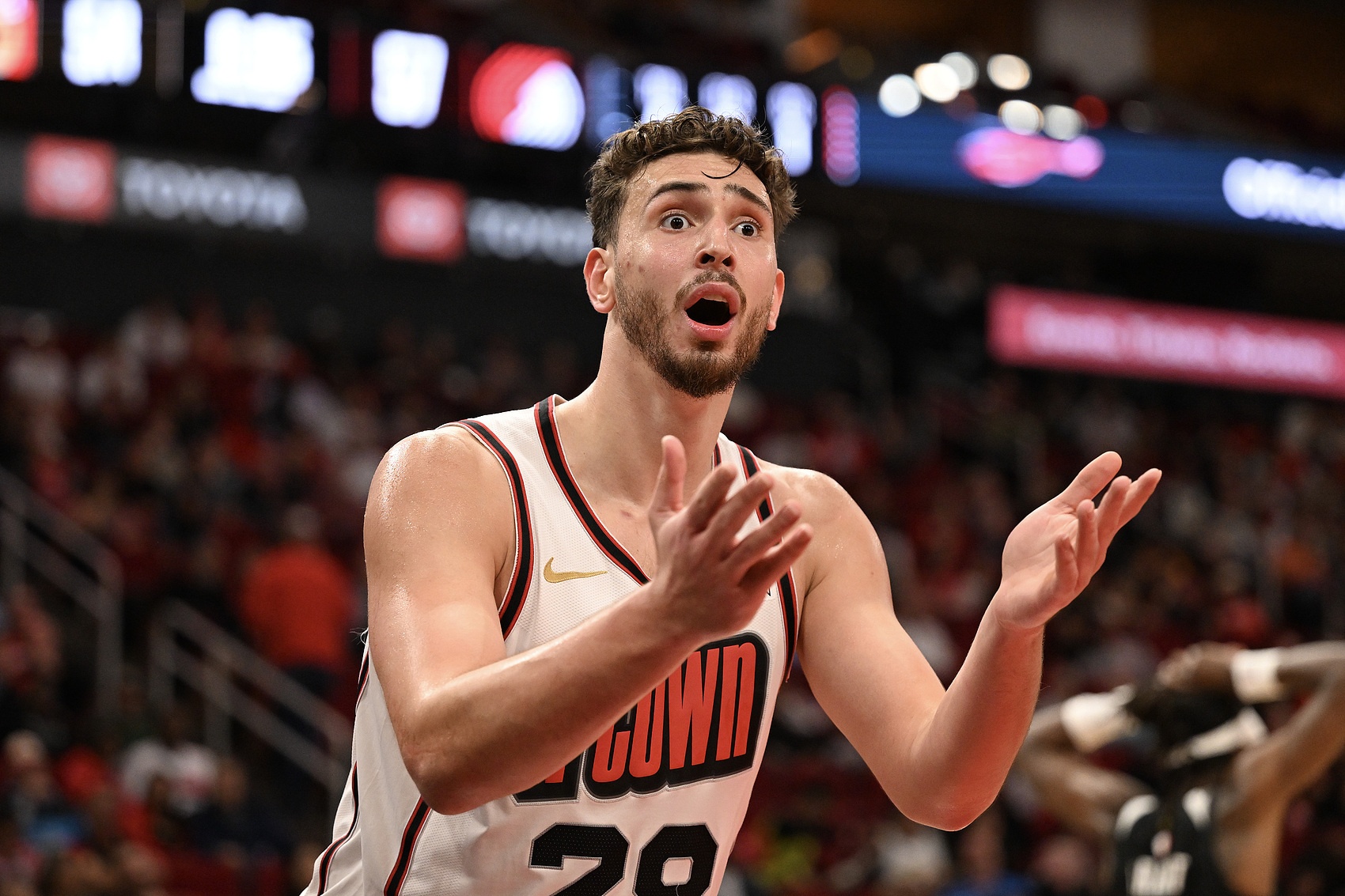 申京:裁判會犯錯 我們也會犯錯 我沒控制好自己的情緒