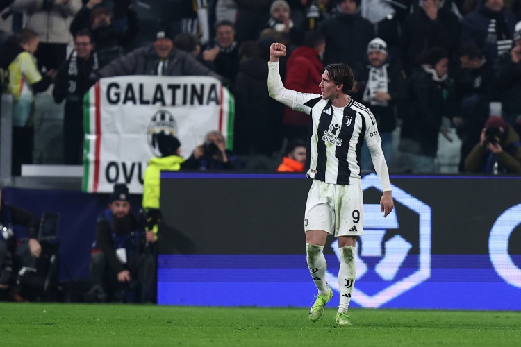 意媒:弗拉霍維奇想與尤文續(xù)約,對(duì)加盟曼聯(lián)不感興趣