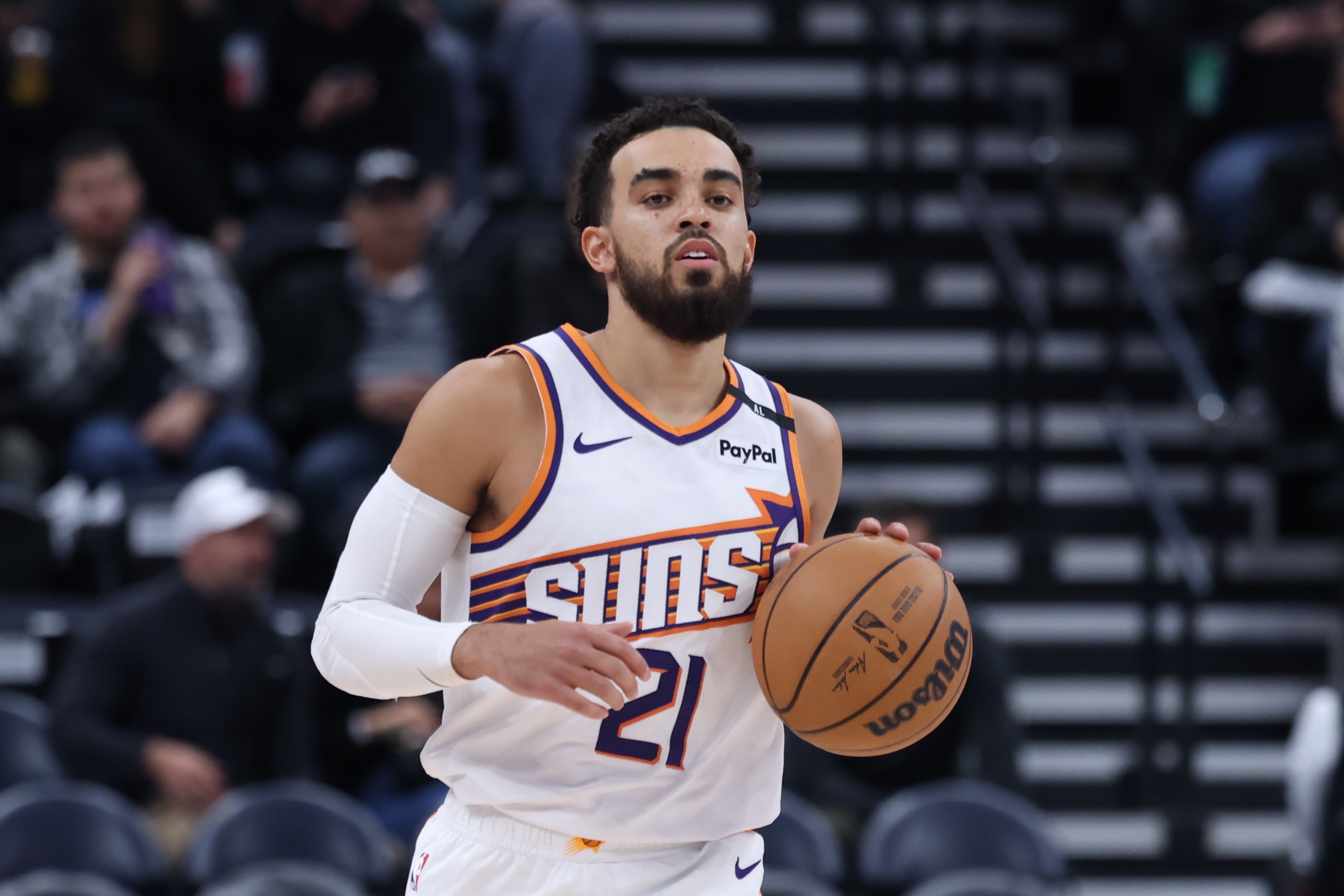 泰厄斯-瓊斯:控衛(wèi)不好當(dāng) 但我認(rèn)為這是最好的位置