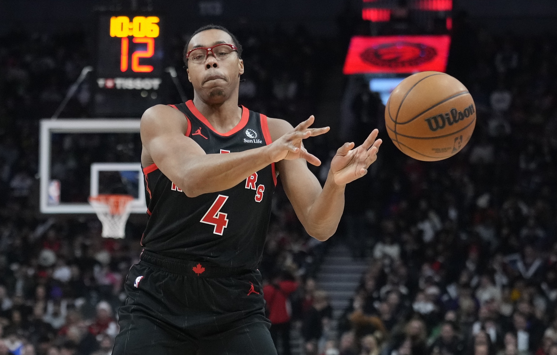 猛龍巴恩斯:這場失利是很難接受的 我們需要做出更多的努力