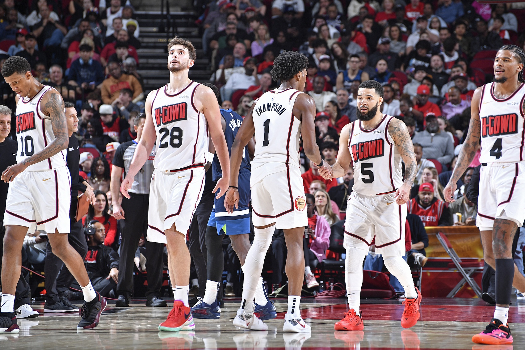 阿門(mén)：我們是強(qiáng)硬的隊(duì)伍 但沒(méi)人想被驅(qū)逐 隊(duì)友支持我讓我感覺(jué)很好