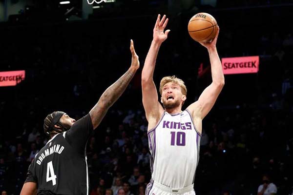 斯伐女聯(lián)直播