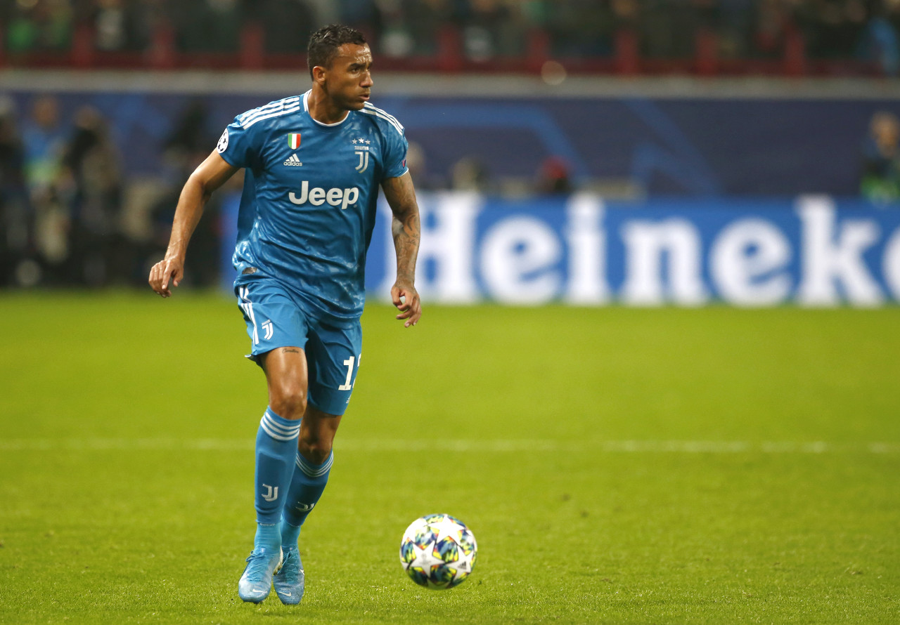 尤文總監(jiān)：沒和達尼洛或那不勒斯談過任何事，他是隊長會留隊